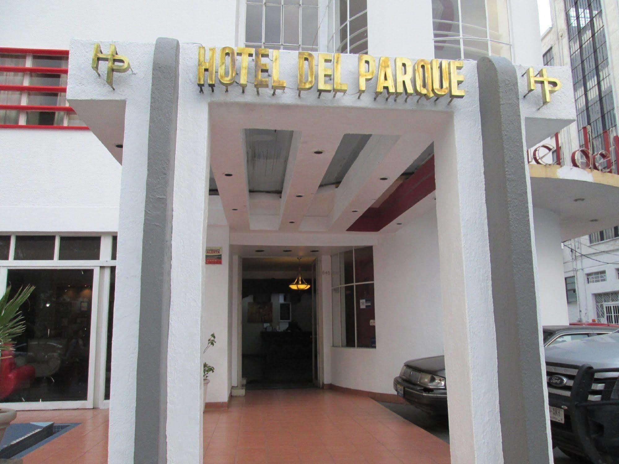 Hotel Del Parque Γκουανταλαχάρα Εξωτερικό φωτογραφία
